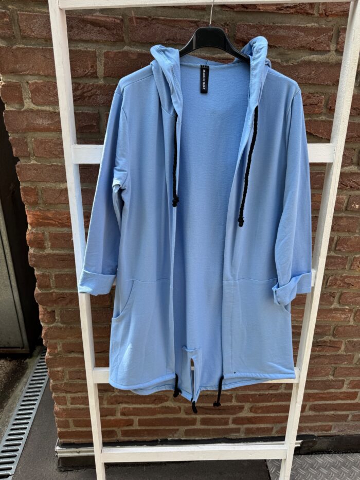 Damen cardigan sweatjacke Uni hellblau